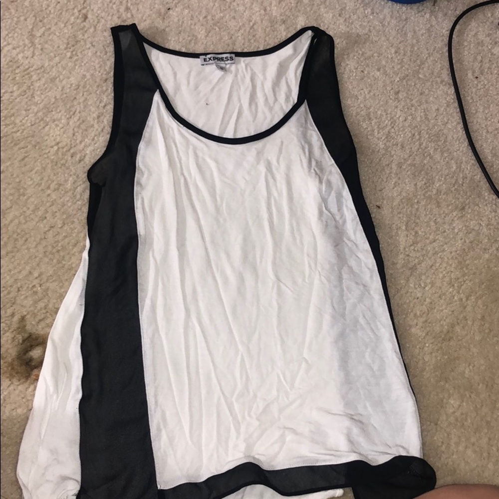 Black and white tee